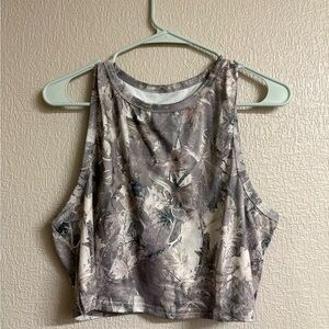 SHEIN Gray and White Patterned Tank Top